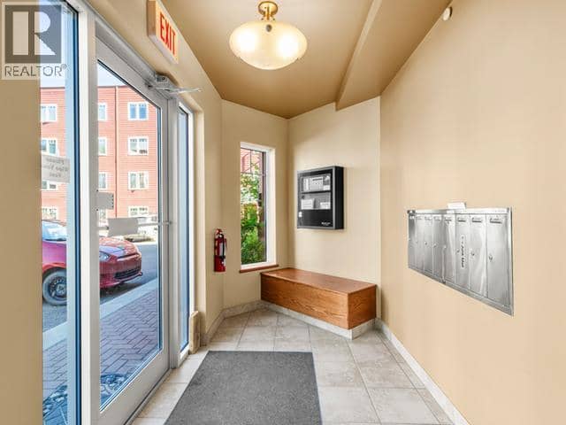 201-6100 6th Avenue — photo 9 of 26
