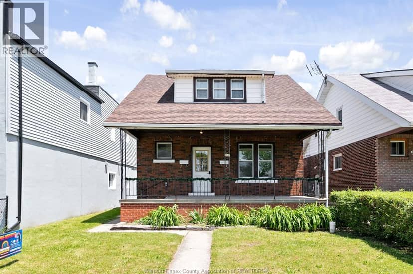 906 Elsmere — photo 1 of 38