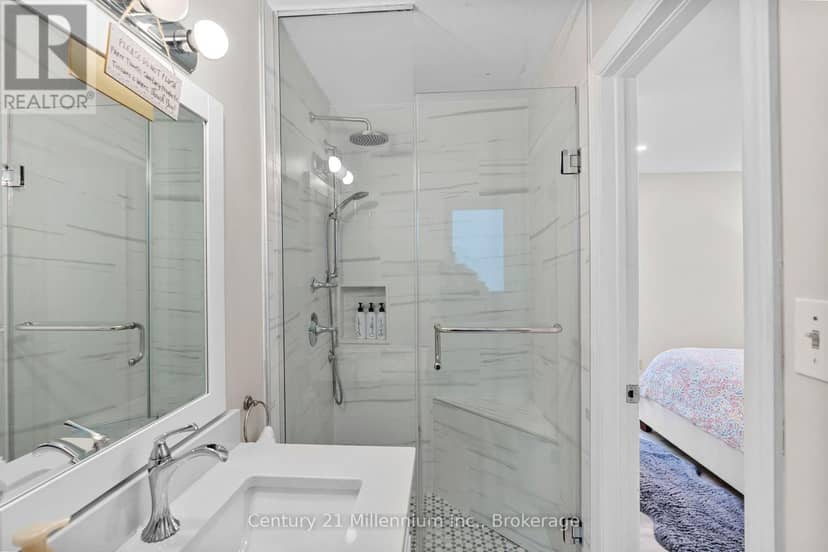 28 Owen Street — photo 31 of 40
