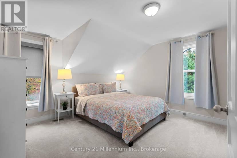28 Owen Street — photo 37 of 40
