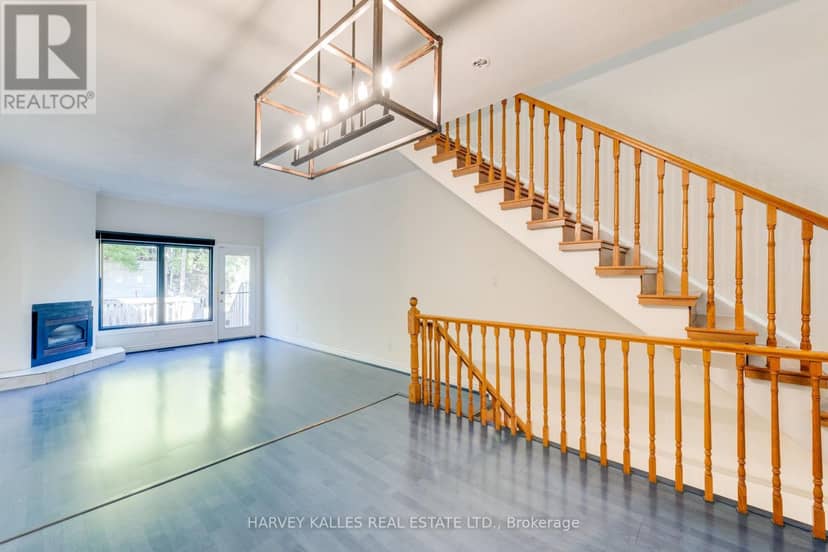 16 St. James Court, Toronto, photo 7