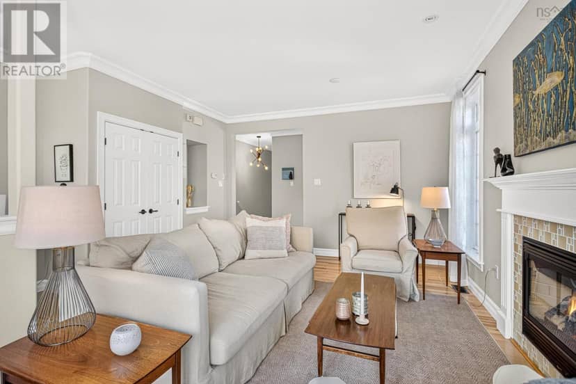 5 Cloverfield Court — photo 19 of 40