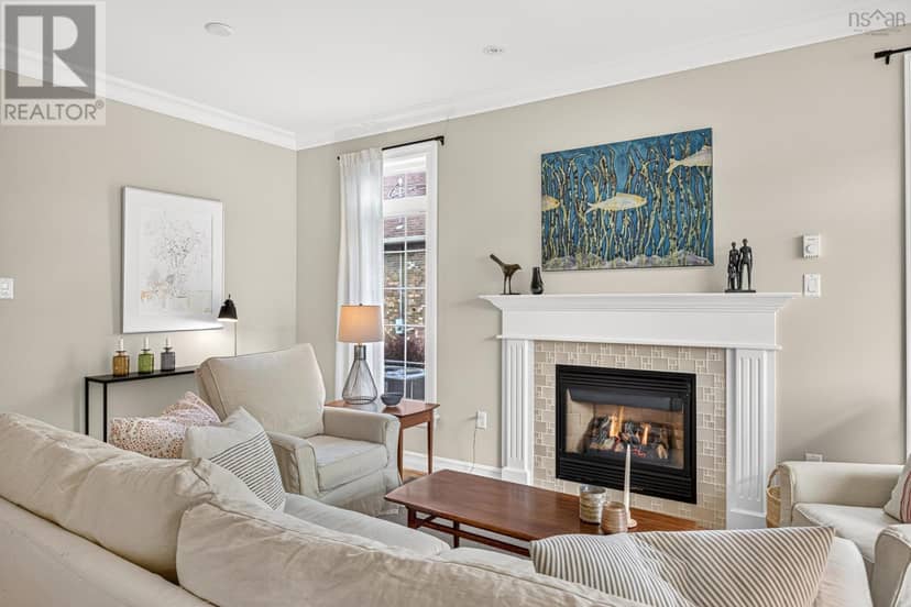 5 Cloverfield Court — photo 12 of 40