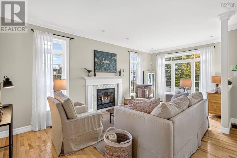 5 Cloverfield Court — photo 13 of 40