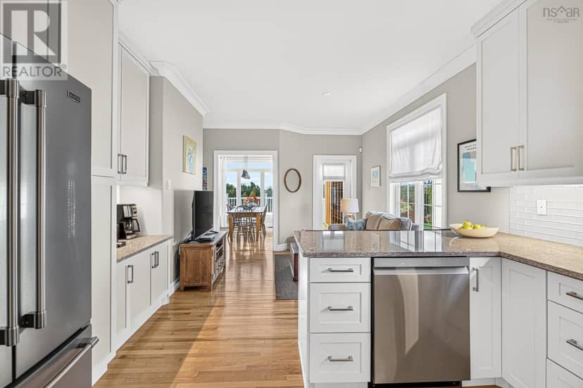 5 Cloverfield Court — photo 21 of 40