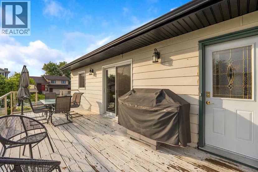 222 Berens Place — photo 31 of 40