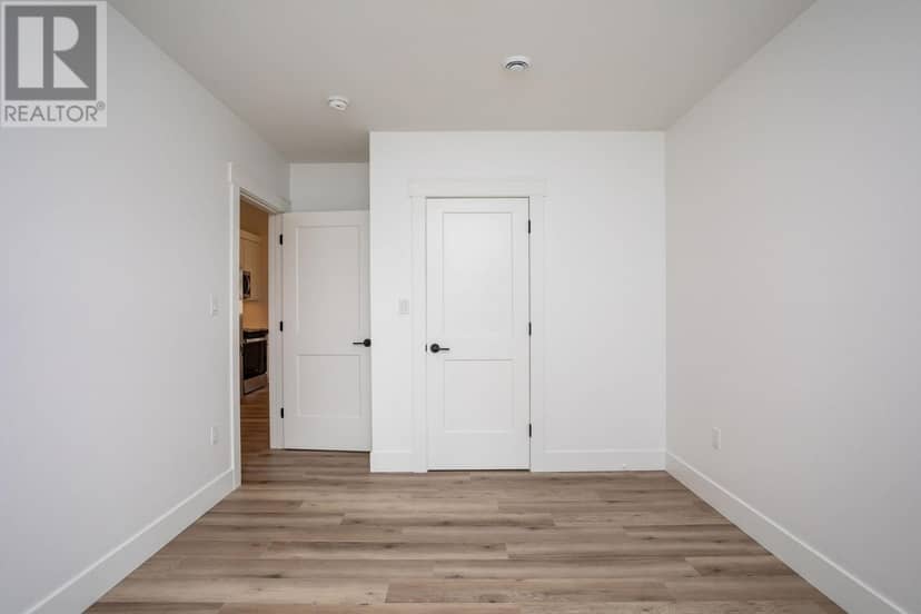 22 Shirley Street — photo 26 of 39