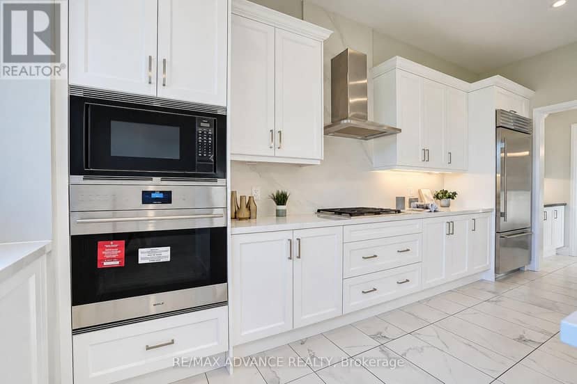 15 Kenneth Campbell Court — photo 16 of 40