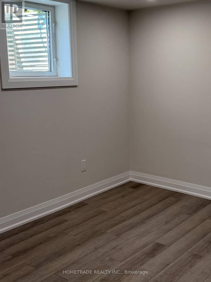14 Chaucer Crescent — photo 30 of 33