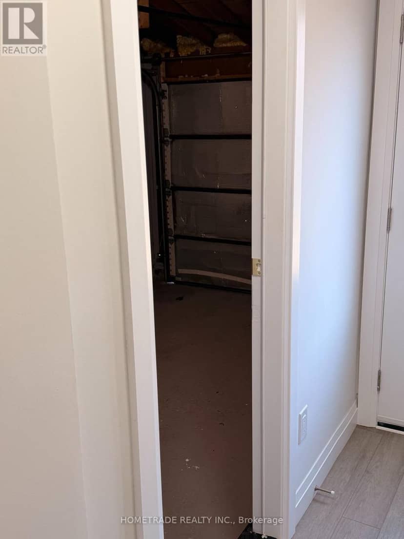 14 Chaucer Crescent — photo 33 of 33