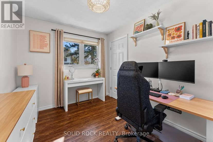 45 Norma Street S — photo 17 of 40