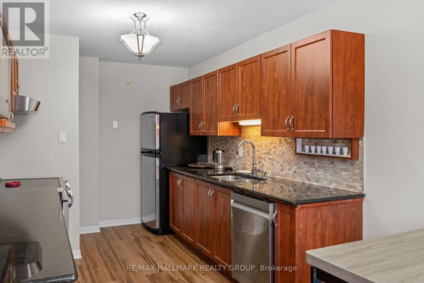 9 Fireside Crescent — photo 16 of 40