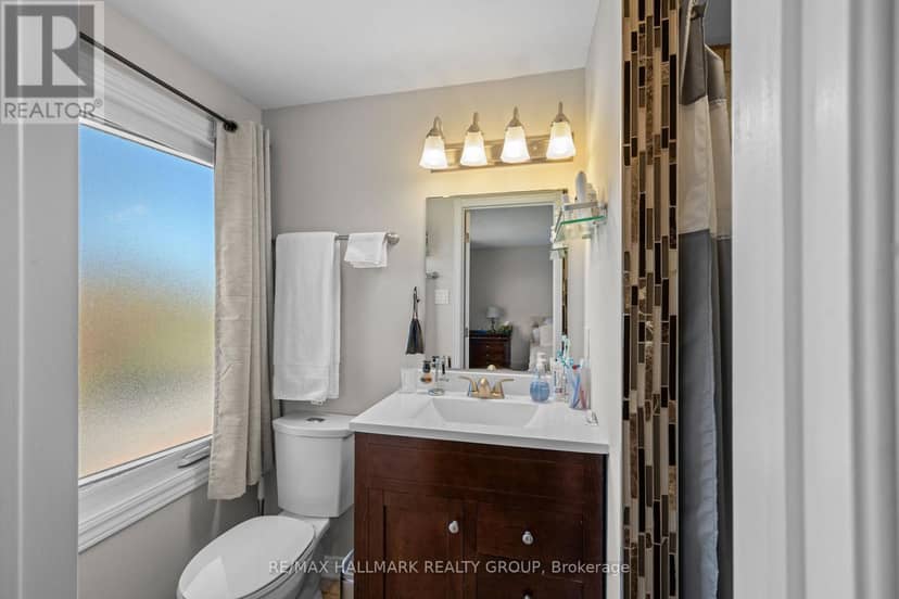 9 Fireside Crescent — photo 23 of 40