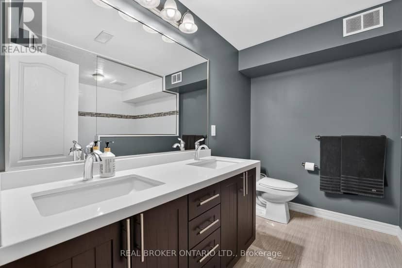 4088 Highland Park Drive — photo 32 of 40