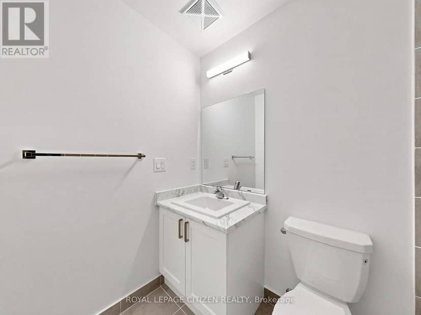 412 - 1063 Douglas McCurdy Common — photo 34 of 40
