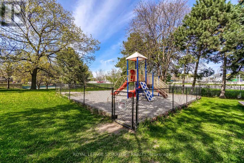 1212 - 451 The West Mall Drive — photo 33 of 36