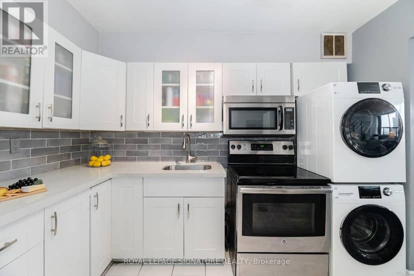 1212 - 451 The West Mall Drive, Toronto, photo 8