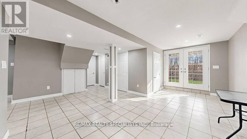 59 Sunforest Drive — photo 38 of 40