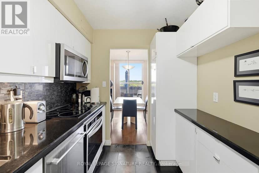 419 - 35 Ormskirk Avenue — photo 15 of 40