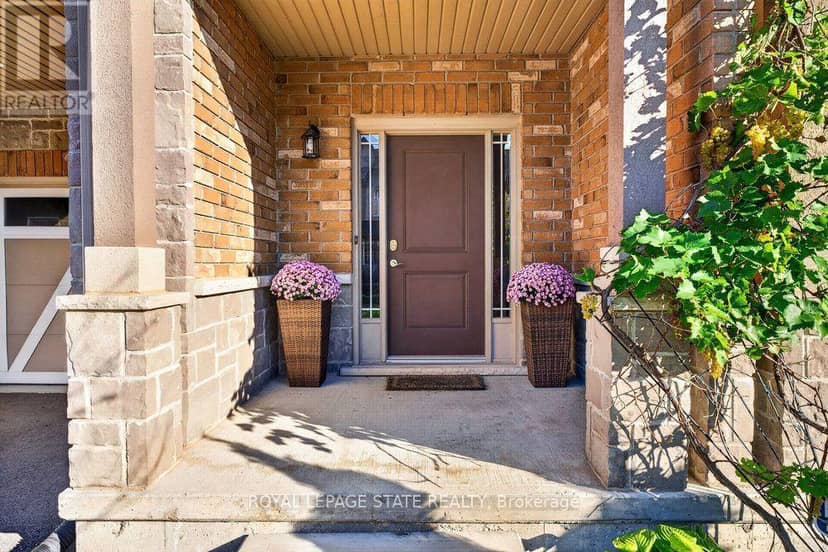 9 Bloom Crescent — photo 13 of 40