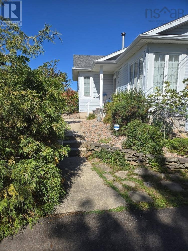 40 Silverwood Dr., Valley, photo 2