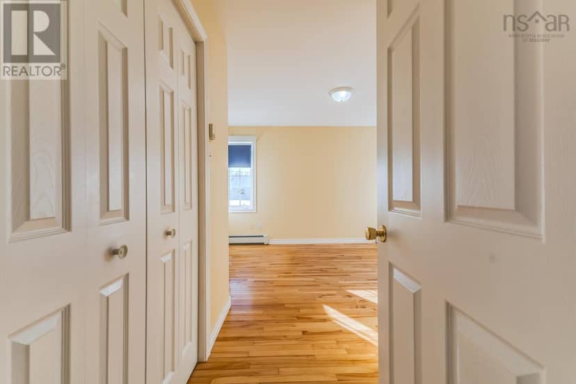 40 Silverwood Dr. — photo 25 of 40