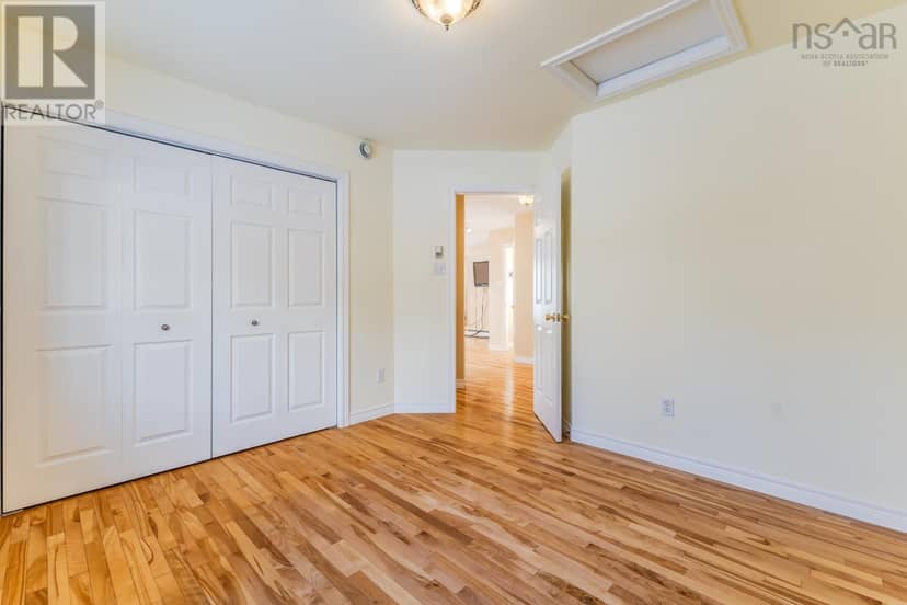 40 Silverwood Dr. — photo 36 of 40