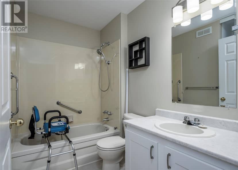 49 Lanse Aux Meadows Crescent — photo 16 of 35