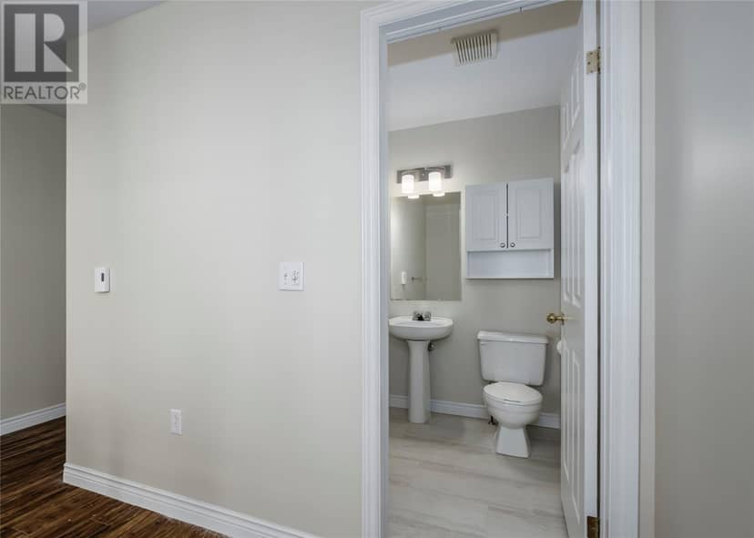 49 Lanse Aux Meadows Crescent — photo 21 of 35