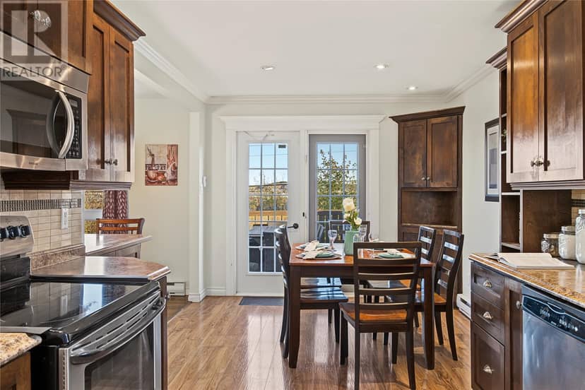 82 Highland Drive — photo 14 of 40