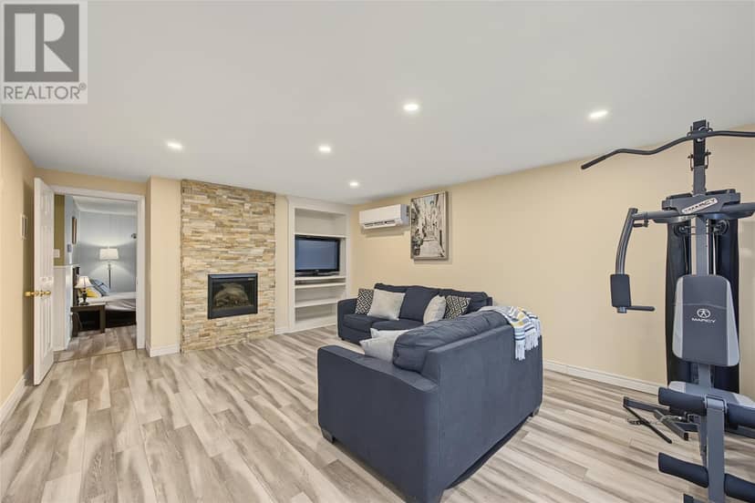82 Highland Drive — photo 32 of 40