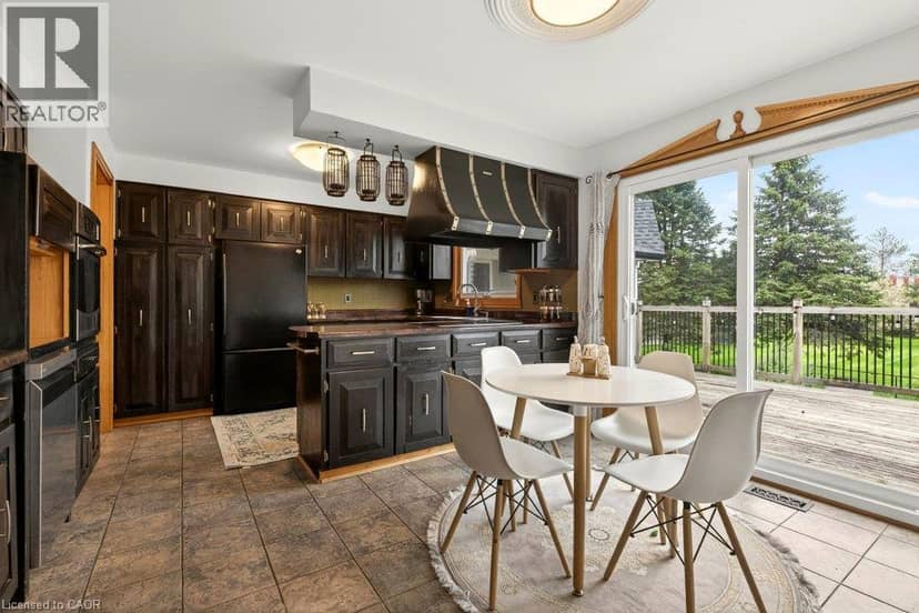 20 HARTFIELD Drive — photo 10 of 40