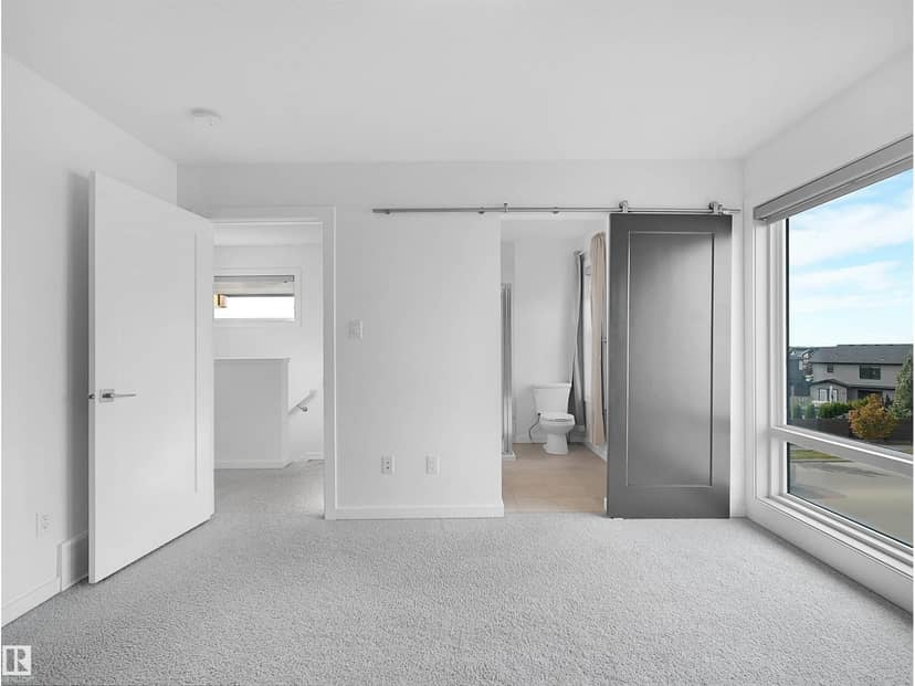 1704 Keene Cr SW — photo 23 of 40
