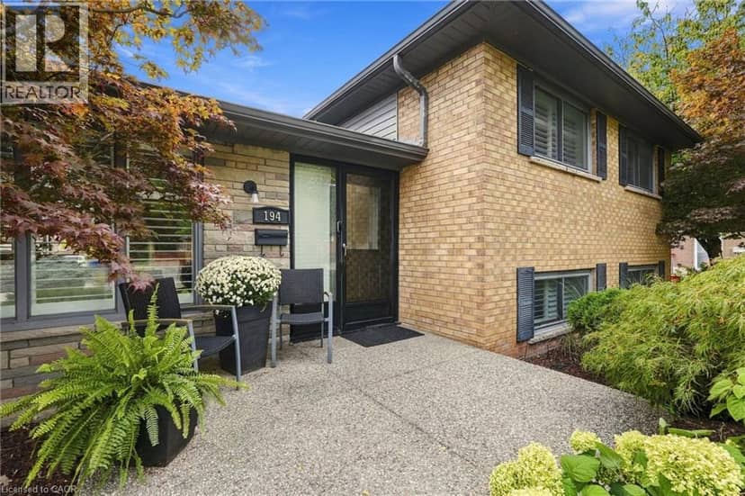 194 FOXBAR Road, Burlington, photo 2