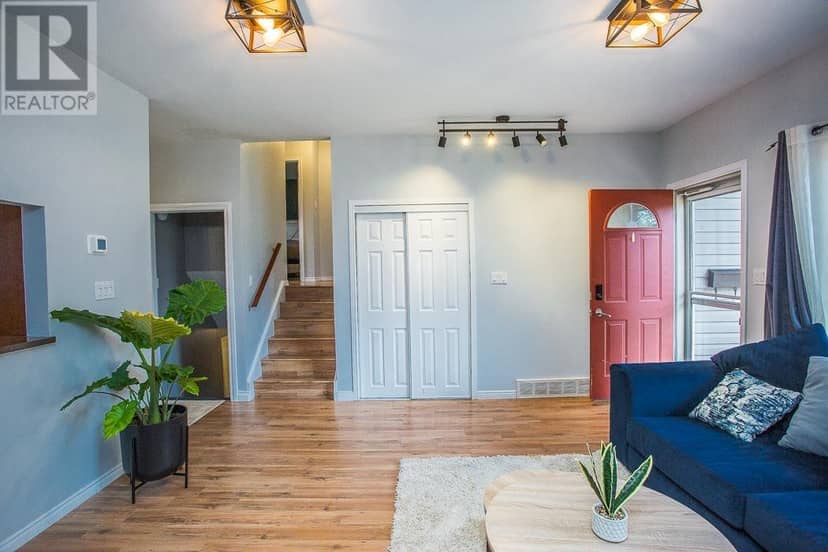 73 Promenade DR — photo 3 of 40