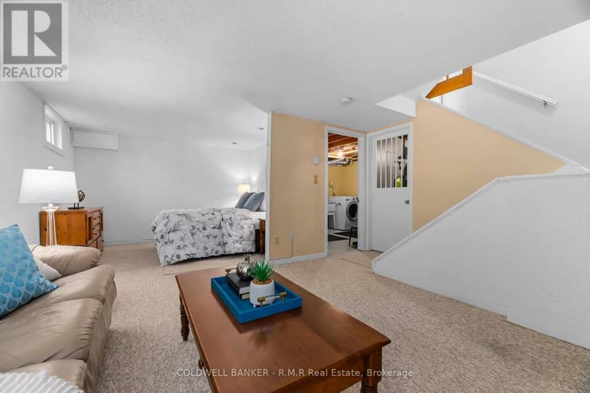 5 - 373 D'Arcy Street — photo 20 of 37