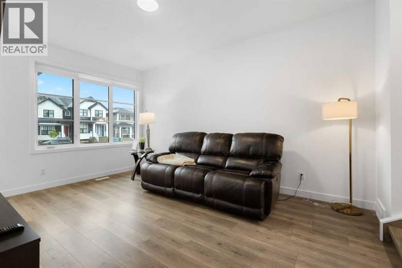 19825 45 Street SE, Calgary, photo 8