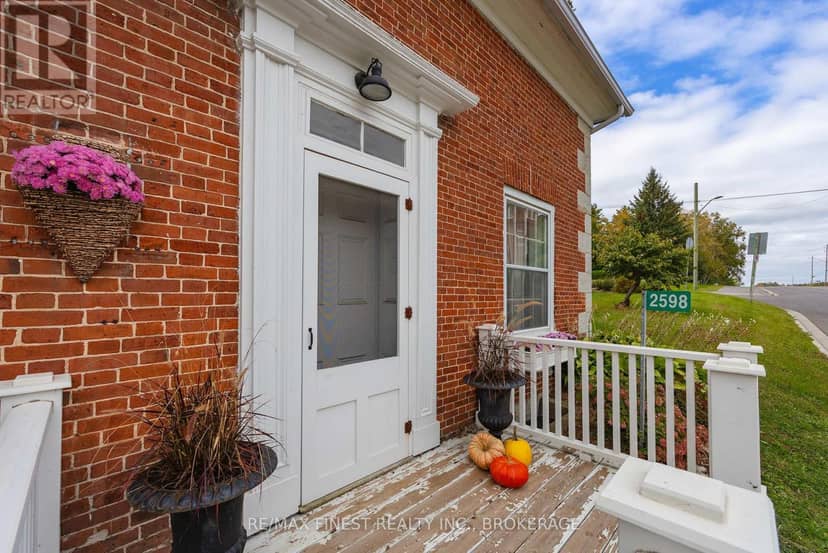 2598 County 4 Road, Stone Mills, photo 3