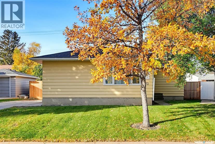 13 Stewart AVENUE, Saskatoon, photo 2