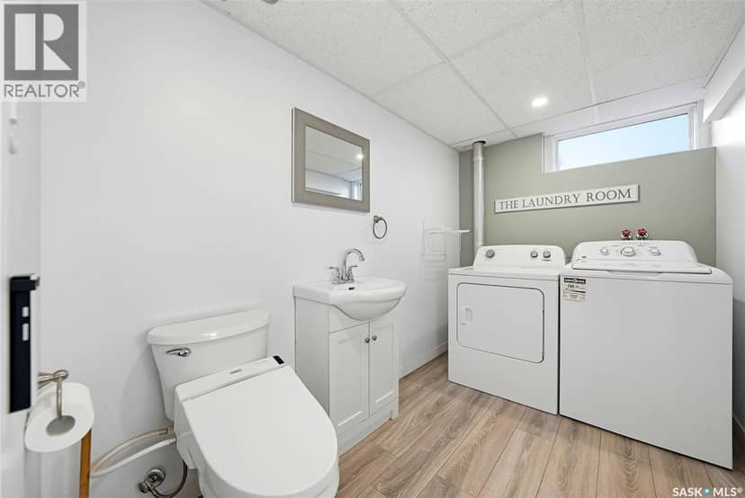 13 Stewart AVENUE — photo 24 of 40