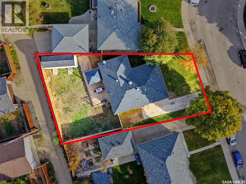 13 Stewart AVENUE — photo 35 of 40