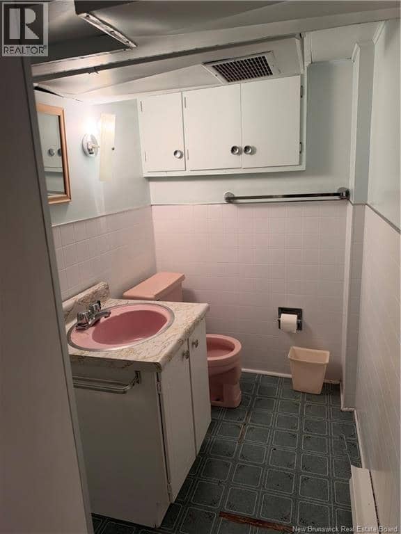 1287 des Pionniers Avenue — photo 17 of 31