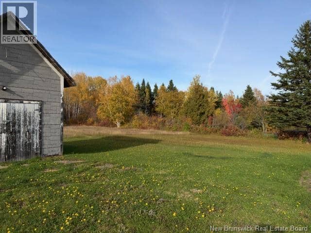 1287 des Pionniers Avenue — photo 24 of 31