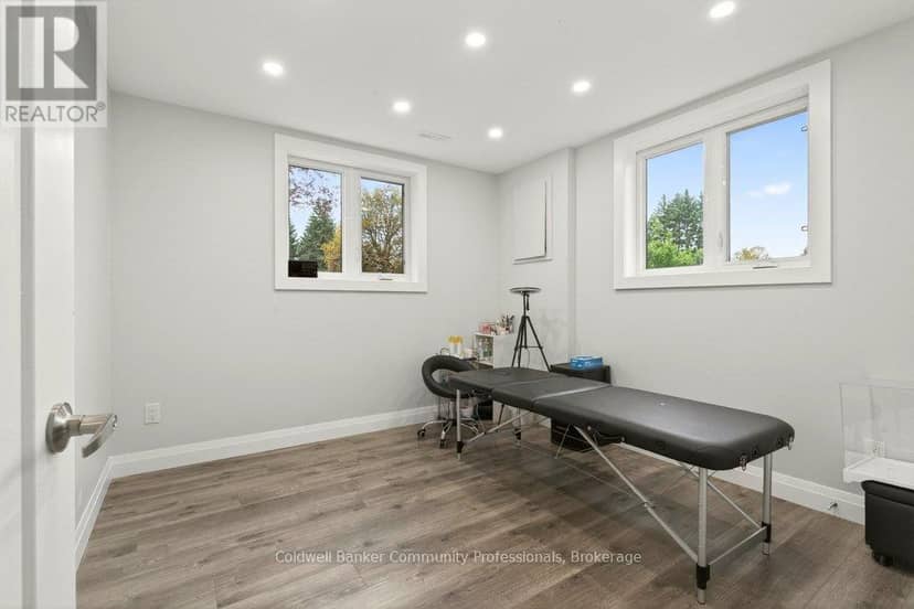 20 Hartfield Drive — photo 37 of 40