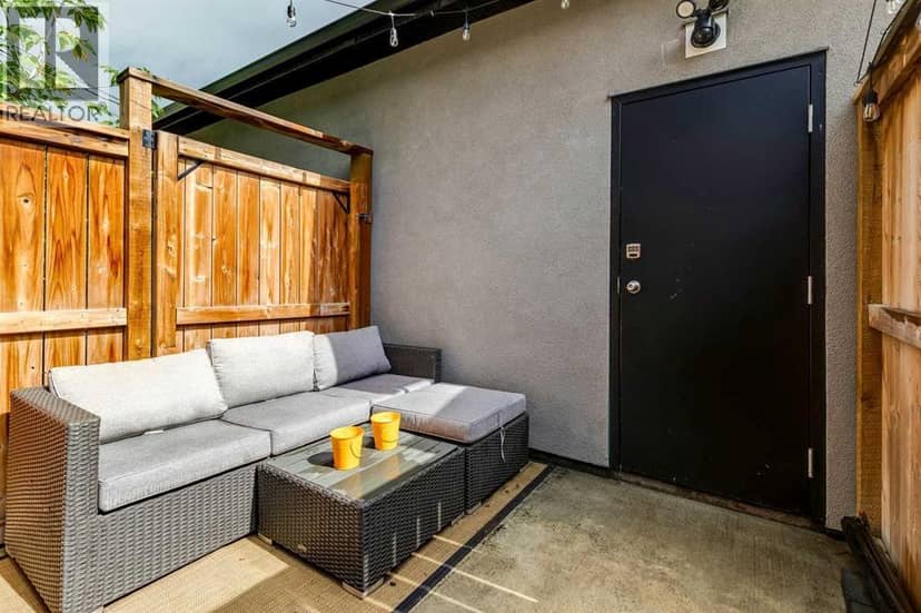 2731 19 Avenue SW — photo 32 of 34