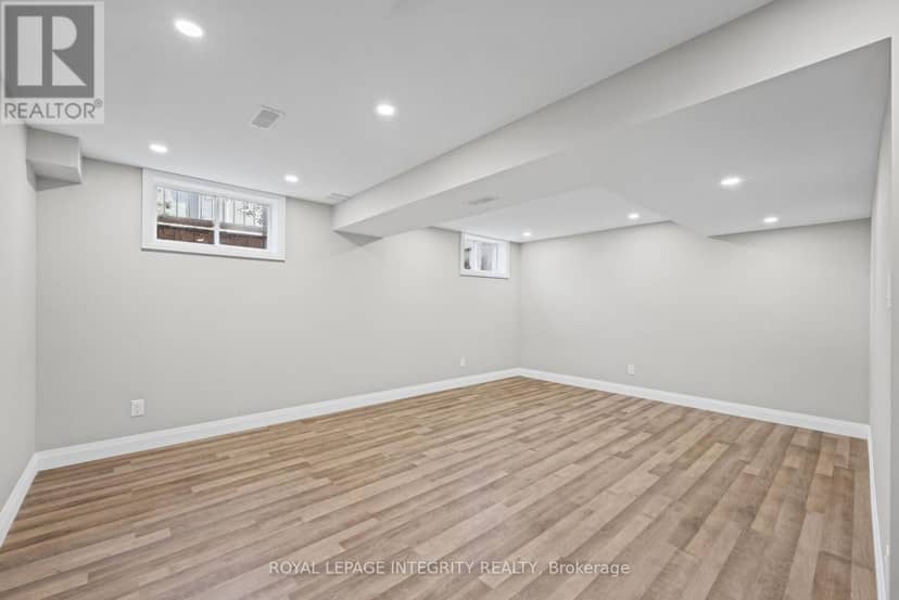 104 Whitestone Drive — photo 30 of 33