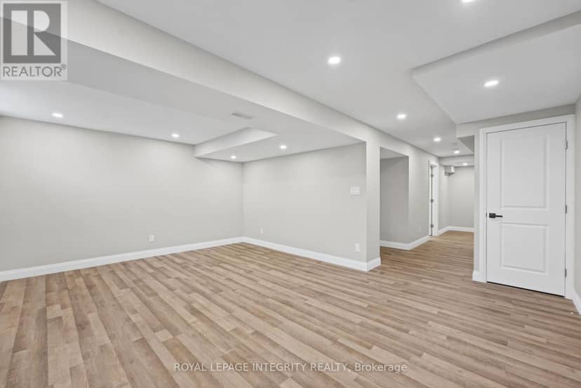 104 Whitestone Drive — photo 31 of 33