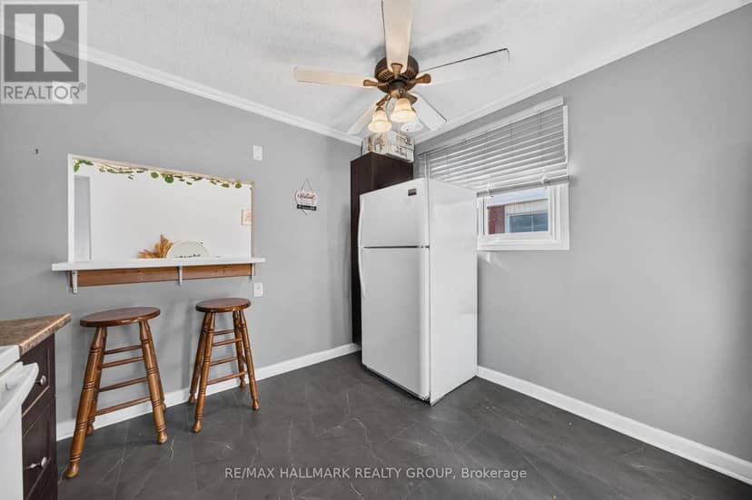 969 Eiffel Avenue — photo 12 of 34