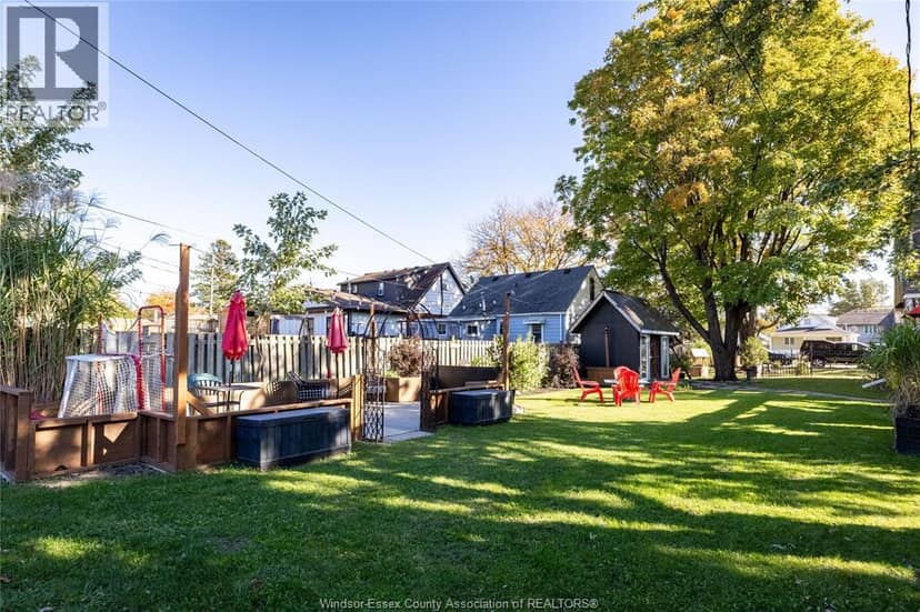 558 Edinborough STREET — photo 34 of 40
