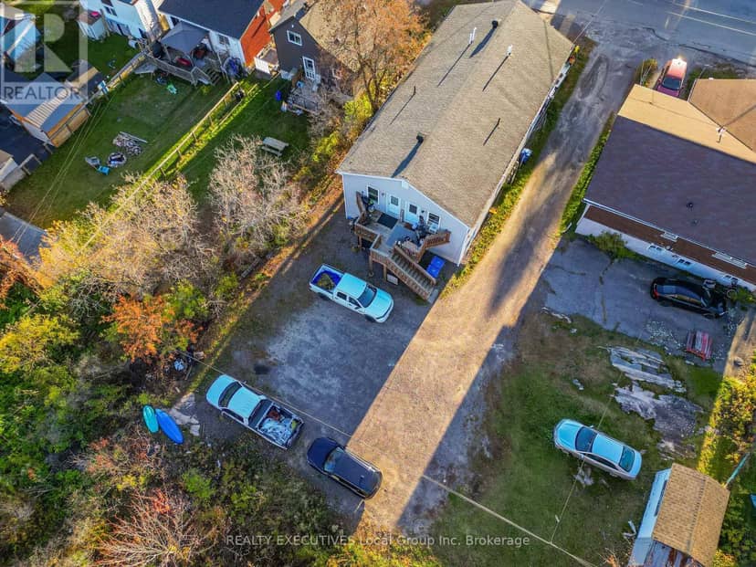 860 Worthington Street E, North Bay, photo 4